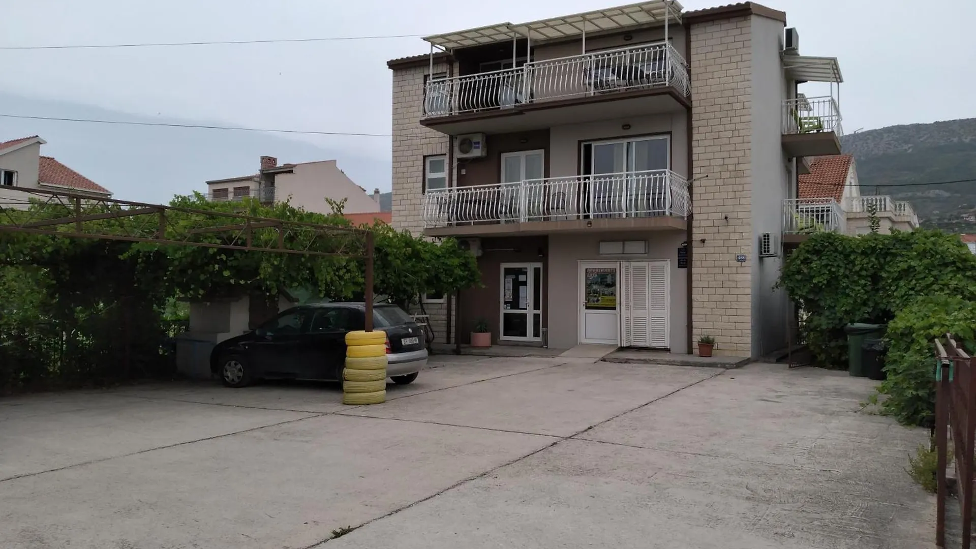 Pauli Apartment Kastela Croatia