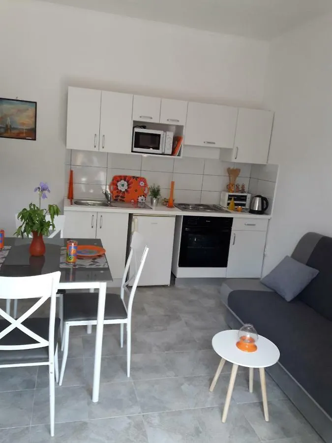 Pauli Apartment Kastela